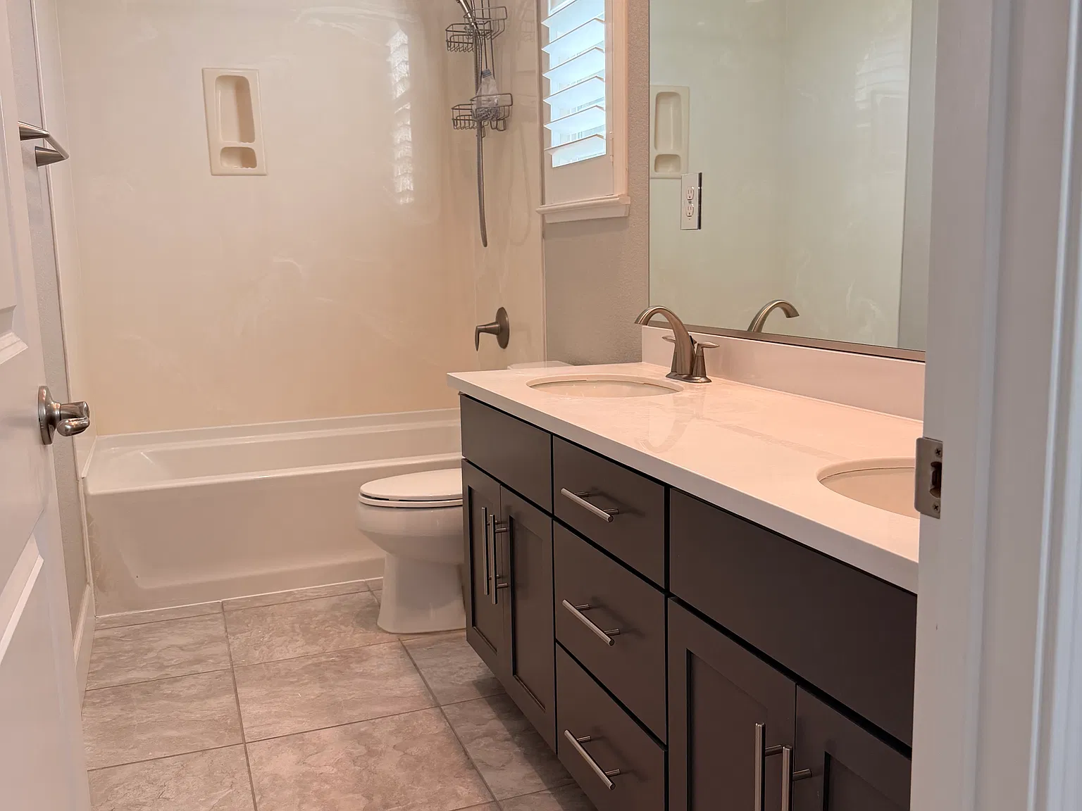 109 Lebaron Blvd — Photo 4