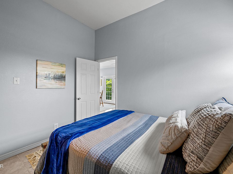 85th image of 3829 Island View Rd