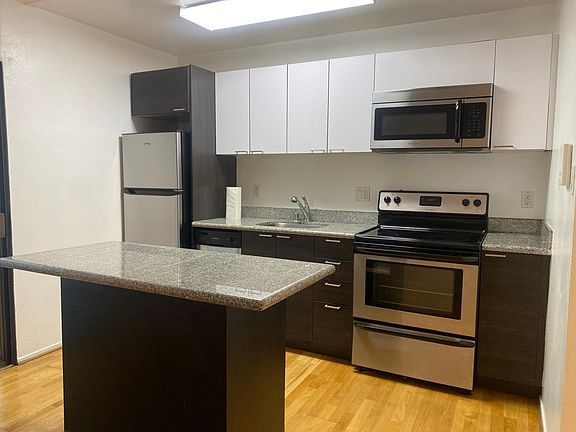 4th image of 2173 California St #102