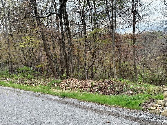 2nd image of 72 Oneida Trl Lot 77