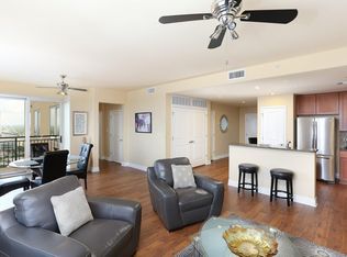 215 N Center St APT 1205, San Antonio, TX 78202