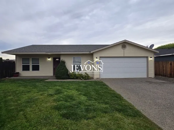 2134 S 64th Ave, Yakima, WA 98903