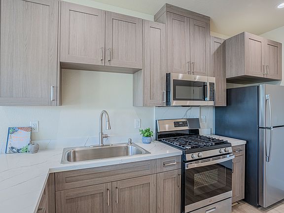 3rd image of 649 Stewart St #102
