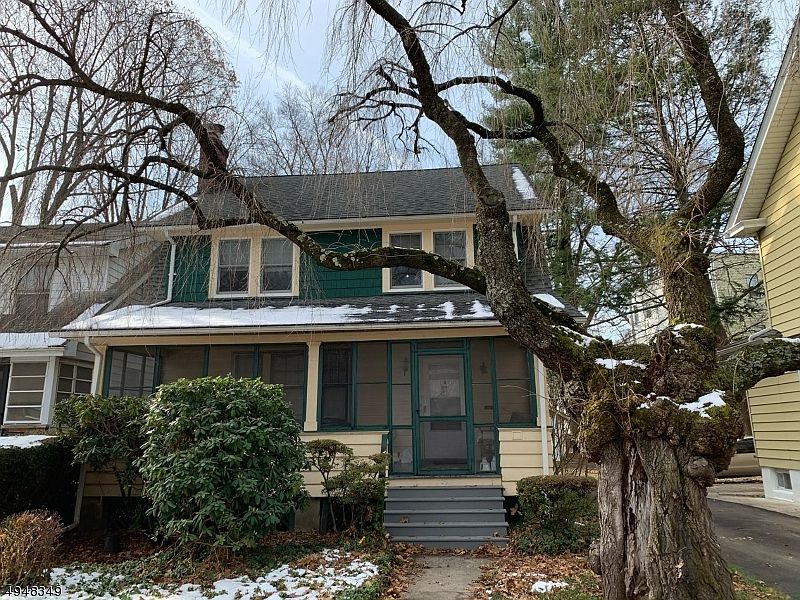 1st image of 25 Everett St