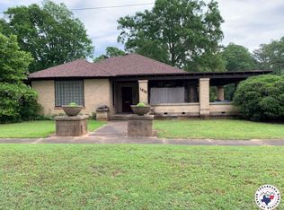 1212 Grape St, Texarkana, AR 71854