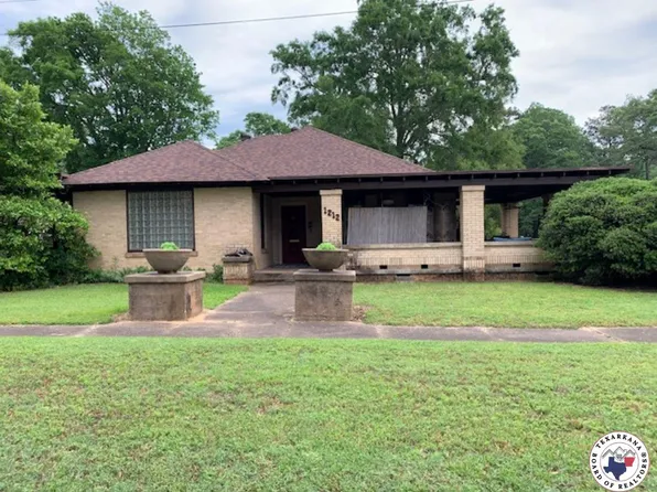 1212 Grape St, Texarkana, AR 71854