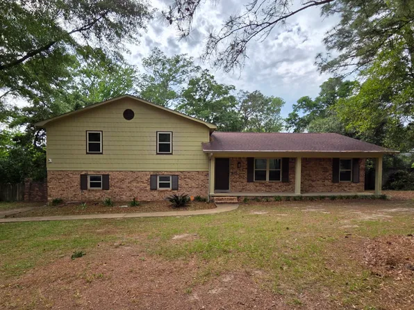 2824 Del Rio Rd W, Mobile, AL 36693