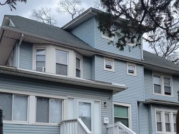 6 Oak Ln, Trenton, NJ 08618