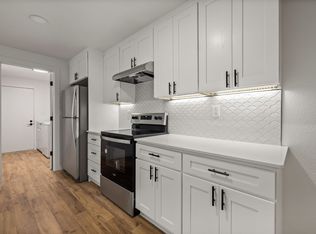 Gorgeous Renovated Townhomes!, Gig Harbor, WA 98335