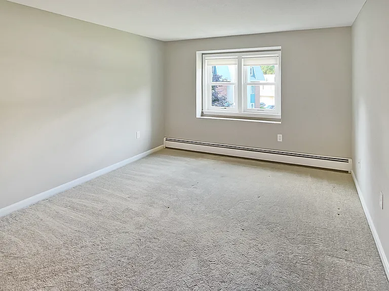 3 New Haven Dr #205 — Photo 22