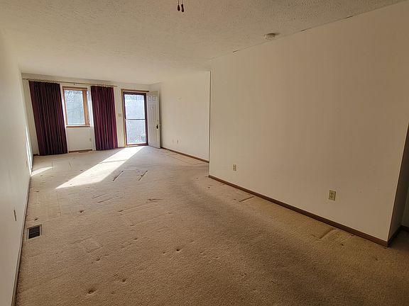 4th image of 4256 Midfield St