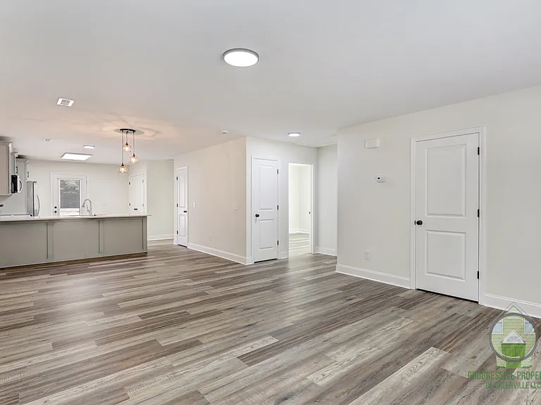 119 Lyman Lodge Rd — Photo 4