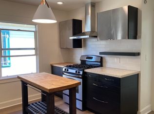 884 44th St, Oakland, CA 94608