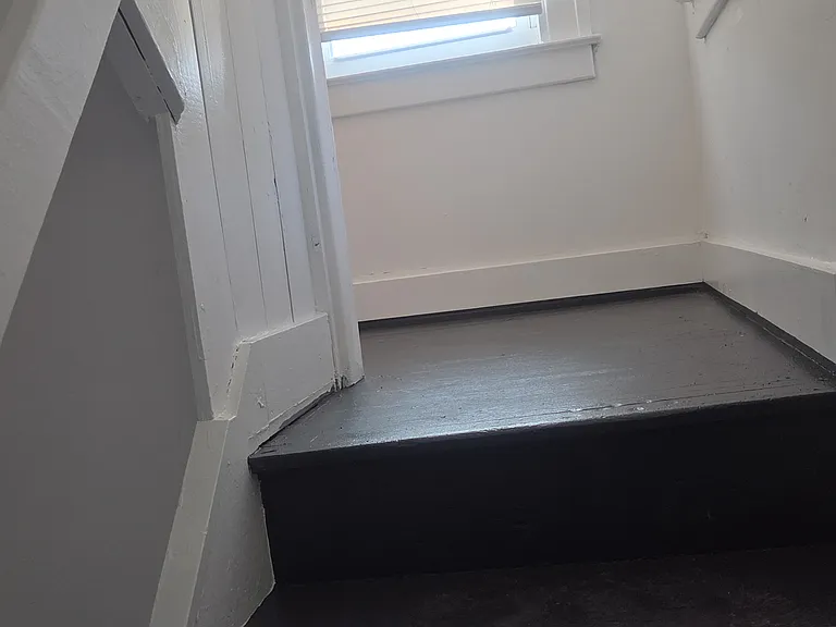 9421 Ravenswood St #2 — Photo 2