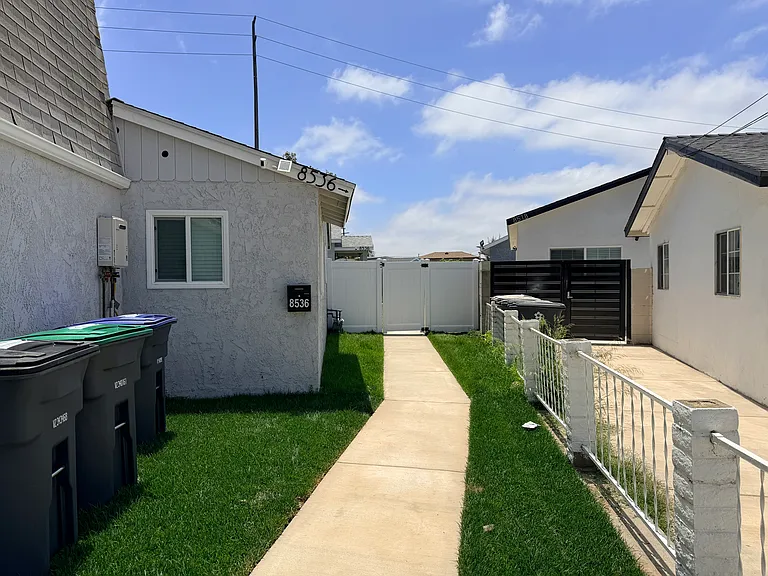 8536 Twana Dr — Photo 30