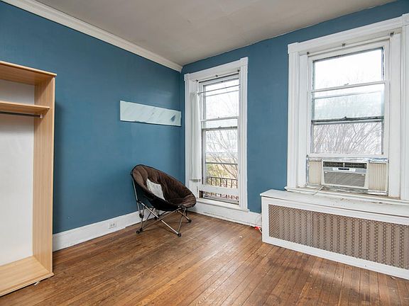 1689-35TH-ST-NW-2022-02-17-4_03072022