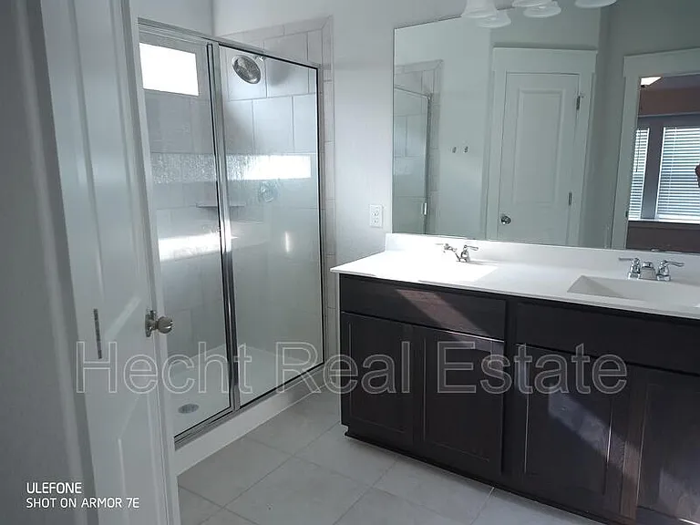 3943 Legend Mdws — Photo 20