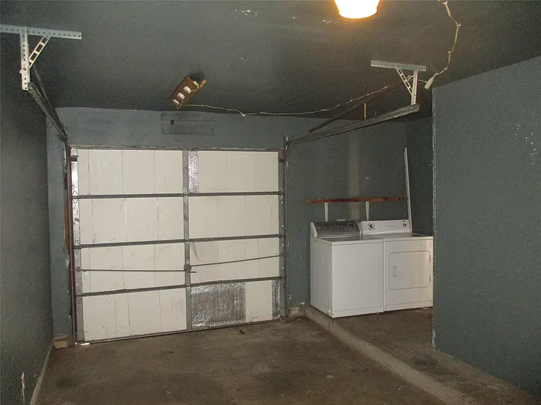 7610 Lemma Dr — Photo 8