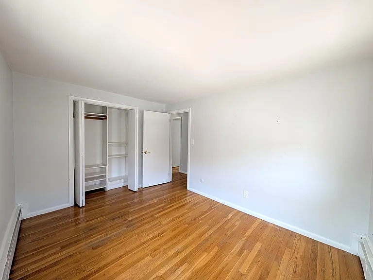 90 North St — Photo 12