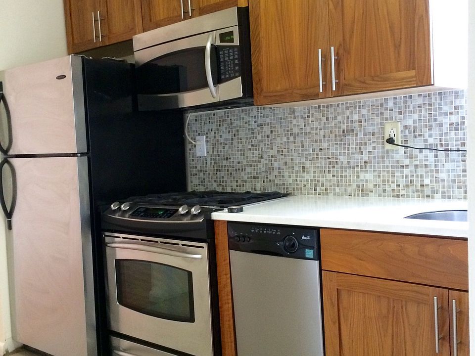 1st image of 97 S 8th St APT 5