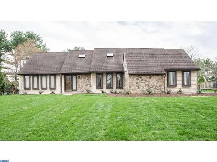 9 Kent Dr photo 1