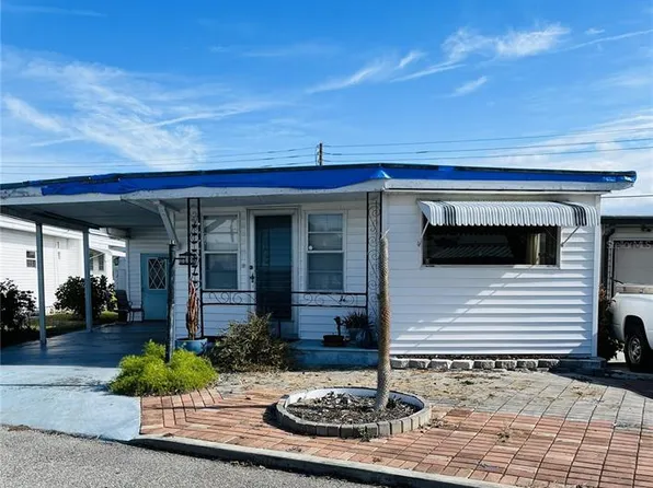 6605 Connecticut St, Bradenton, FL 34207