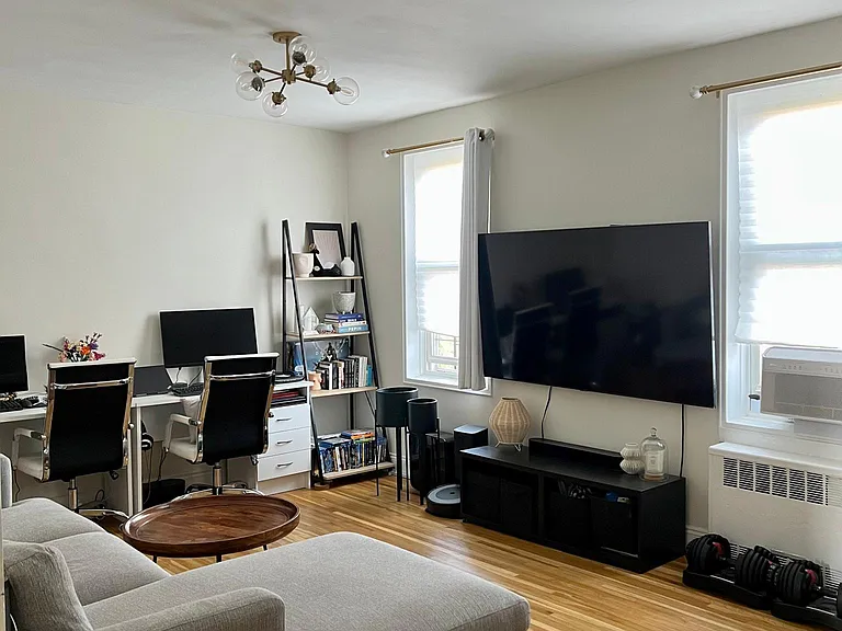 394 Avenue S #6A — Photo 8