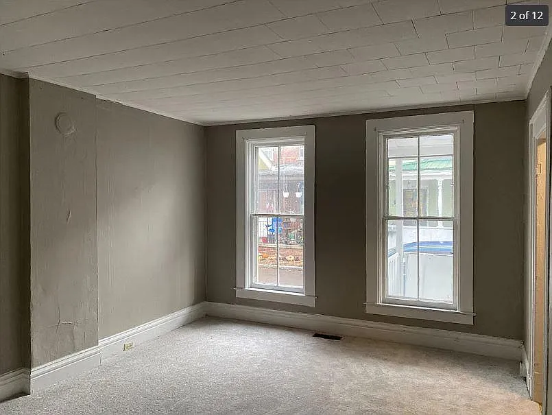 3 bed, 1380 sqft, $1,100 — Photo 2