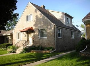 7539 Kolmar Ave, Skokie, IL 60076