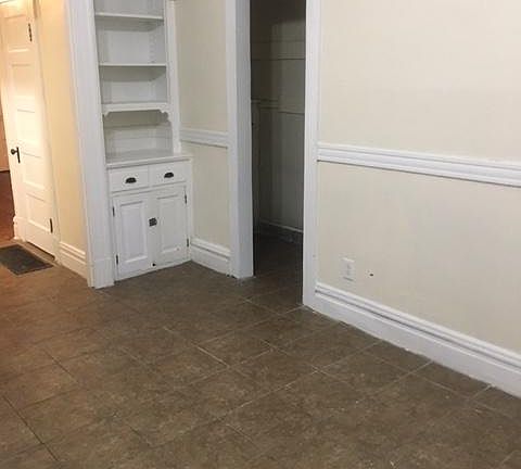 4th image of 2706 Arsenal St #1-F