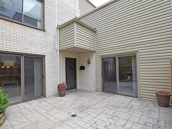 2nd image of 2354 Dana Ave