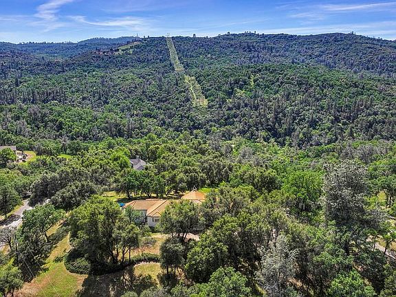 5th image of 3716 Murphy Ranch Rd