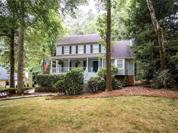 1080 Chestnut Hill Cir SW, Marietta, GA 30064