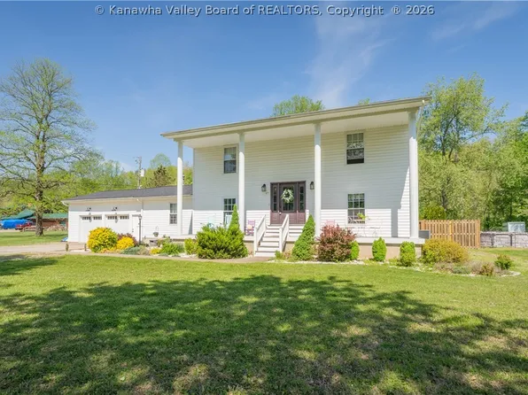 17 Trout Ln, Tornado, WV 25202