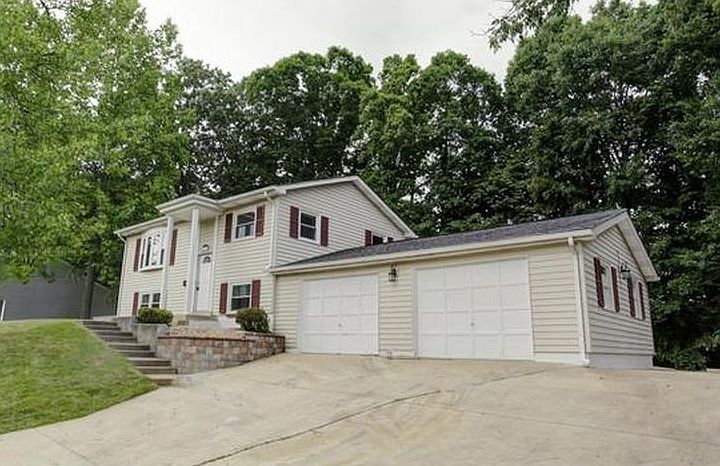 1st image of 3582 Forestdale Ave