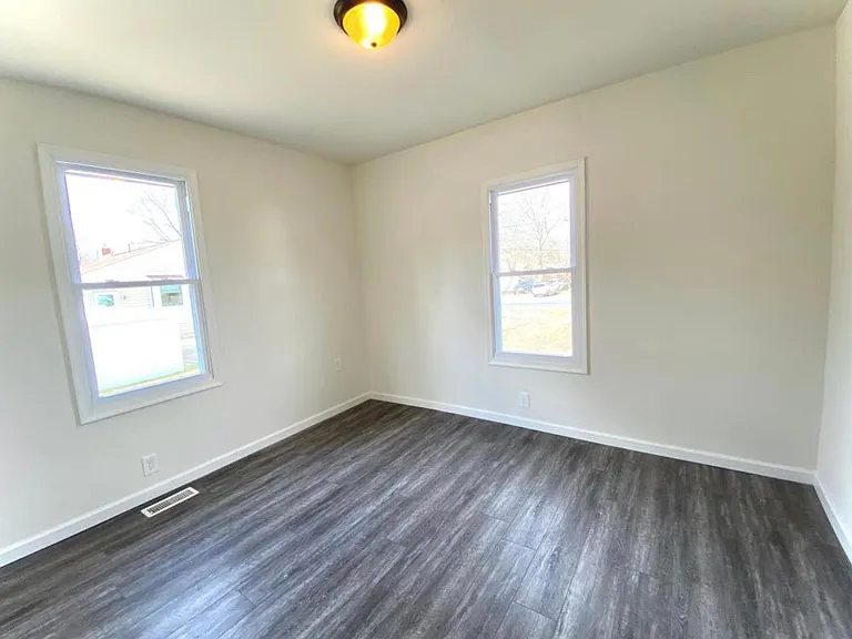 615 N Main St #A — Photo 1