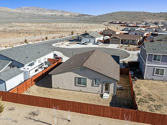 5th image of 18744 Marys River Ct