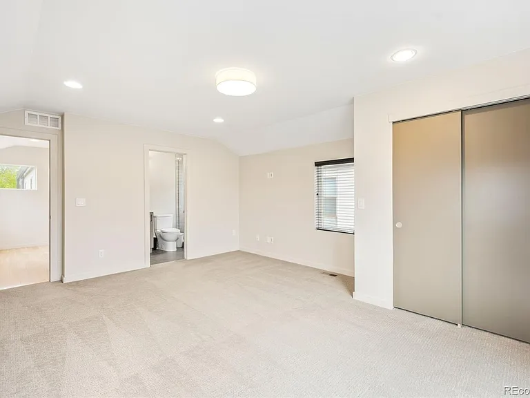 1331 Yates St — Photo 16