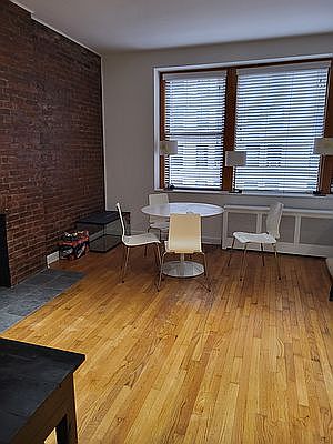 2nd image of 833 Lexington Ave APT 4A
