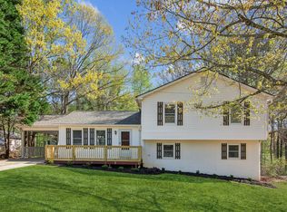 2453 Falcon Ct, Lawrenceville, GA 30043