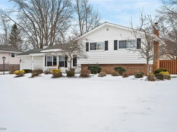 6287 Meadowbrook Dr, Mentor, OH 44060