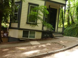 1938 SW 13th Ave APT B, Portland, OR 97201