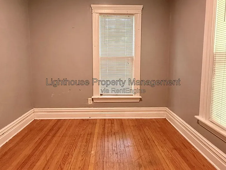 413 Locust St #1 — Photo 14