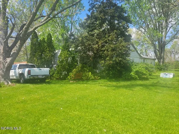2984 Freyer Rd, Lima, OH 45807