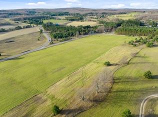 5770 Deer Run Trl, Harbor Springs, MI 49740