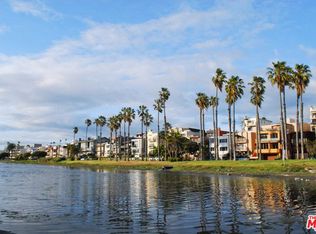 6824 Esplanade APT 303, Venice, CA 90293