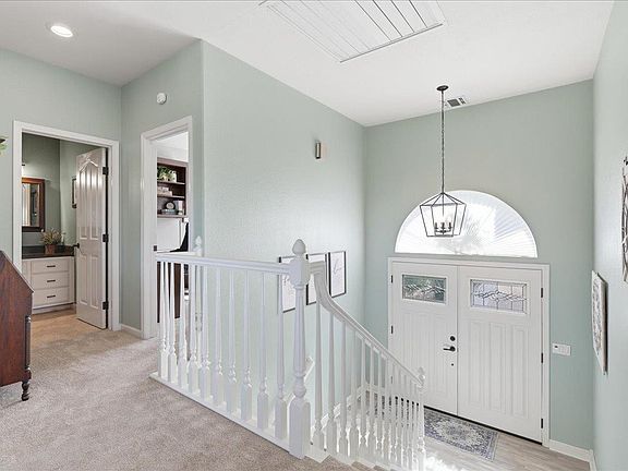 3rd image of 2589 Bertella Rd