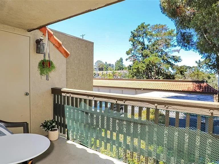 13793 Mango Dr — Photo 2