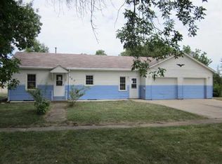 402 W Warford St, Perry, IA 50220