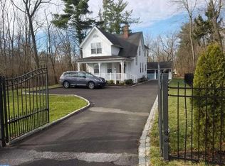 1328 Sumneytown Pike, Lower Gwynedd, PA 19002